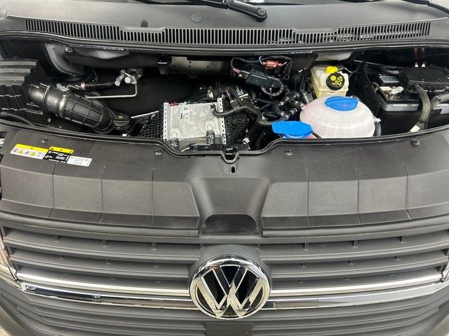 Fahrzeugabbildung Volkswagen T6.1 Kombi  Parkpilot Klima 9 Sitzer