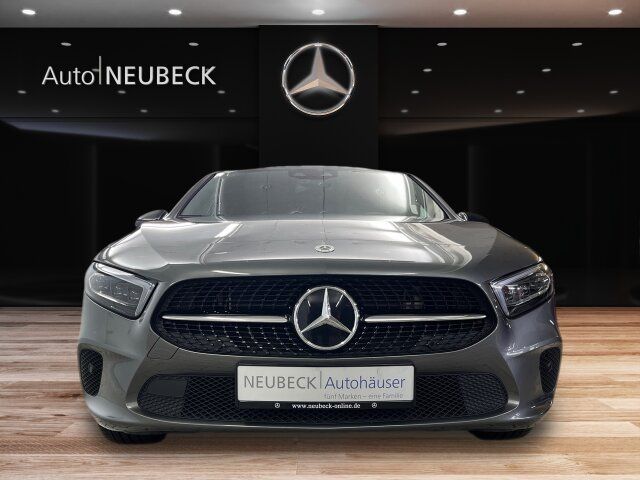 Fahrzeugabbildung Mercedes-Benz A 250 e Progressive/Night/Multibeam/Kamera/Spieg