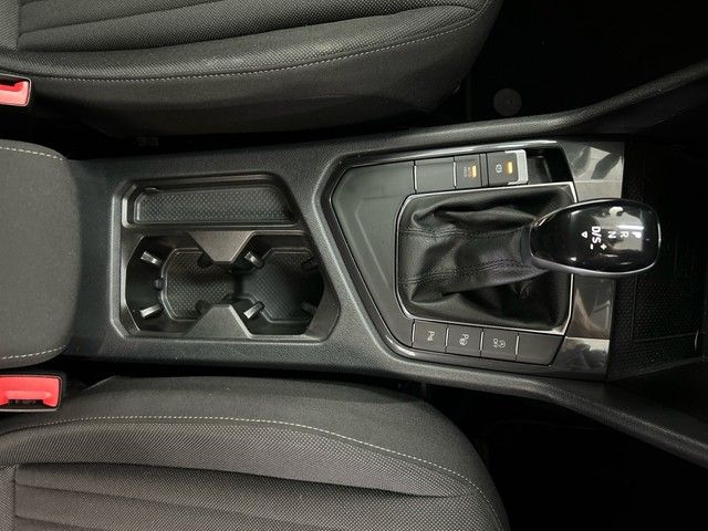 Fahrzeugabbildung Volkswagen Tiguan Allspace 2.0TDI Life 7 SITZE AHK NAVI LED