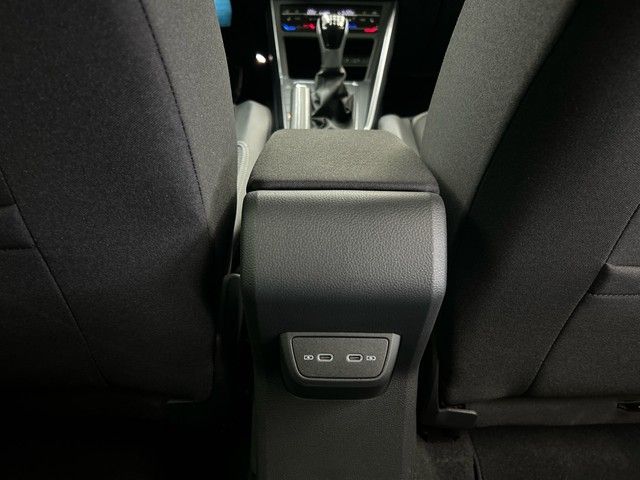 Fahrzeugabbildung Volkswagen Taigo 1.0TSI Style IQ DRIVE TRAVEL ASSIST NAVI C