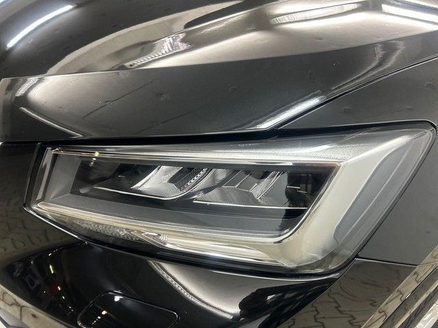 Fahrzeugabbildung Audi Q2 35 TDI S line KAMERA LED NAVI