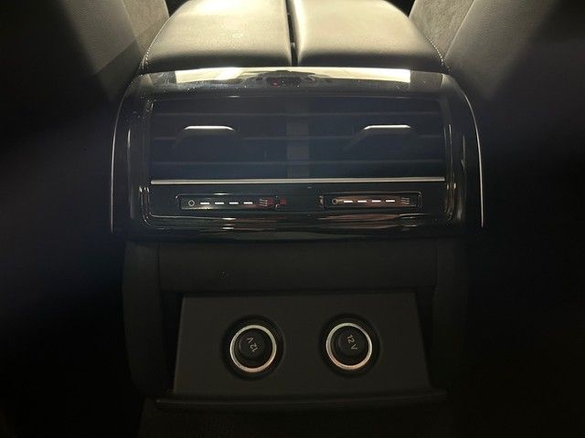 Fahrzeugabbildung Audi A8 50TDI quattro MATRIX LED LEDER KAMERA STANDH