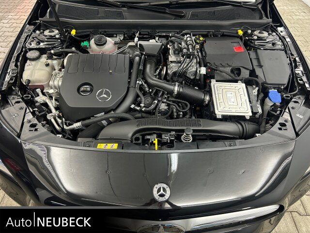 Fahrzeugabbildung Mercedes-Benz CLA 250 e Coupé AMG Line/Multibeam/HUD/Kamera/
