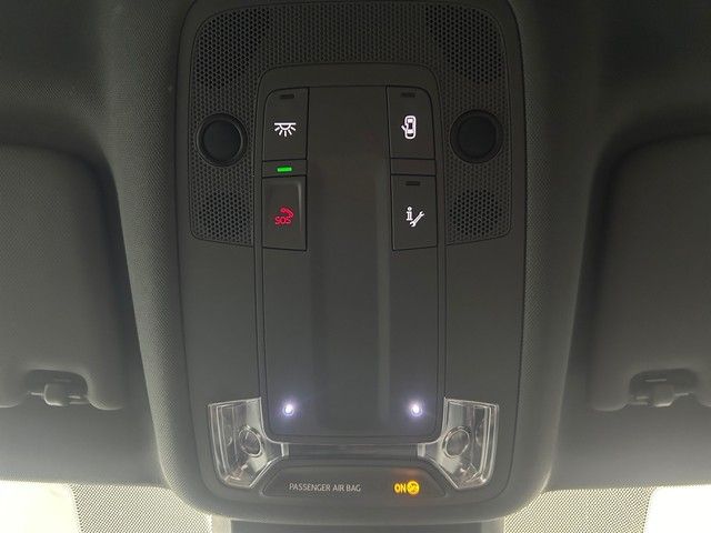 Fahrzeugabbildung Audi A3 Sportback 40 TFSI e advanced LED BUSINESSPAKE