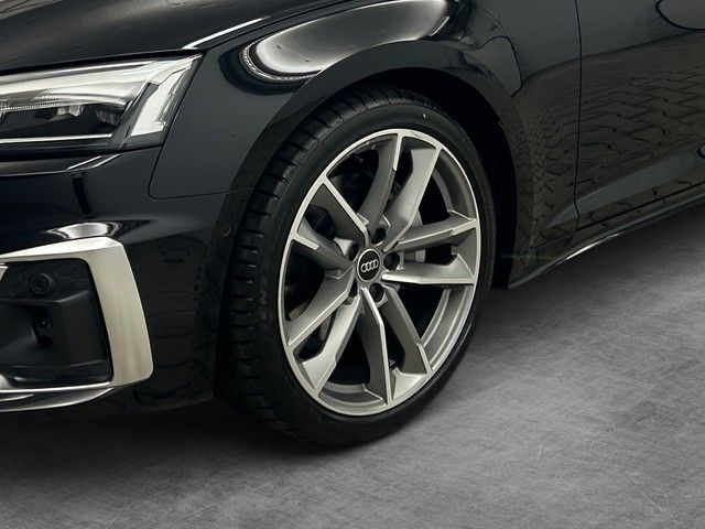 Fahrzeugabbildung Audi A5 Cabrio S line