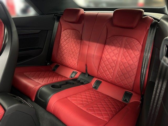 Fahrzeugabbildung Audi S5 Cabrio