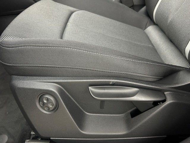 Fahrzeugabbildung Audi Q2 S line AHK Stronic Komfortpaket