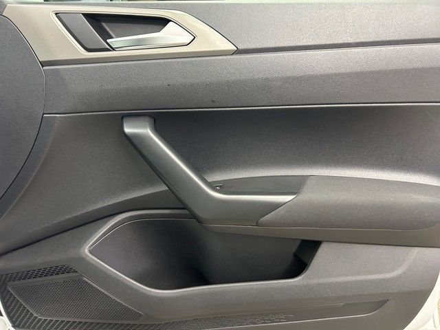 Fahrzeugabbildung Volkswagen Polo VI 1.0 TSI Comfortline PDC KLIMA KAMERA SIT