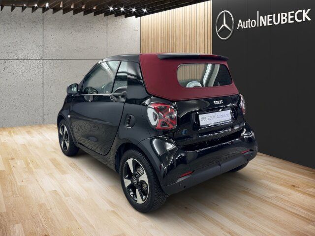 Fahrzeugabbildung Smart smart EQ fortwo cabrio Klima/LED/Sitzhzg./22kW/